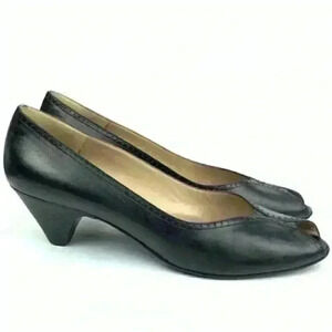 Bruno Magli heels 10 AAA Italian leather cone heel